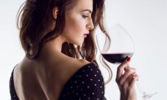 营养师教你十妙招千杯不醉 解酒的