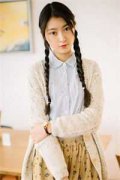 穿红衣服的人敲门羊诗吉齐蔚韵全