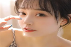 穿书后，我成了首辅的炮灰原配（