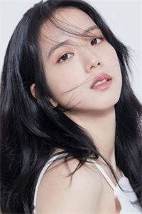 苏欣欣小雅（闪婚的欣欣小说免费