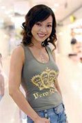 别人都是绕梁佳音，你抬手就是唢