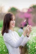 末世前囤货：没钱也不怕，我有外